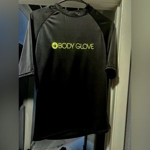 NWOT Boys Body Glove Swim Shirt Large Black UVP 50+ Short Sleeves 50+ Rash Guard